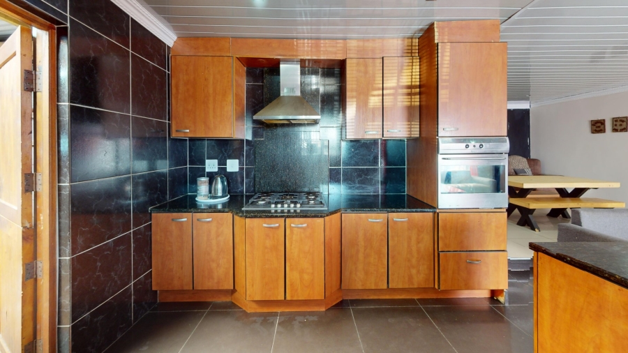 3 Bedroom Property for Sale in Bishop Lavis Western Cape